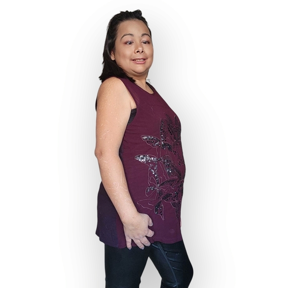 Reitmans Womens Elegant Embellished Sleeveless Top in Deep Purple - Picture 2 of 6